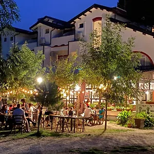 Gasthof La **